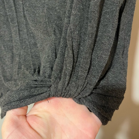 Nine Britton Charcoal Twist Front Tee - Picture 12 of 12